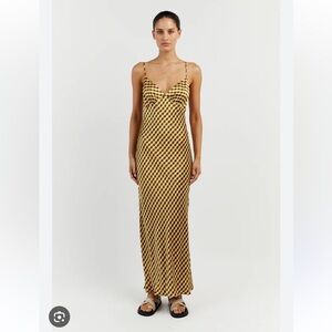 DISSH Dress Gala Like Satin Midi